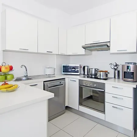 Triton Protaras